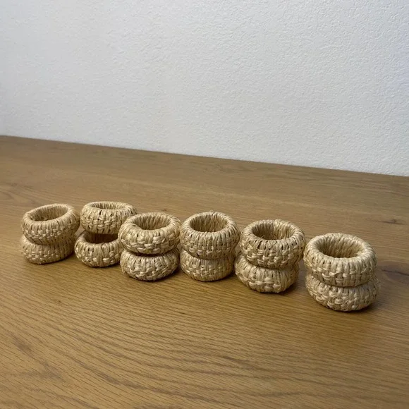 Vintage woven boho minimalist rattan woven napkin rings - Picture 2 of 5